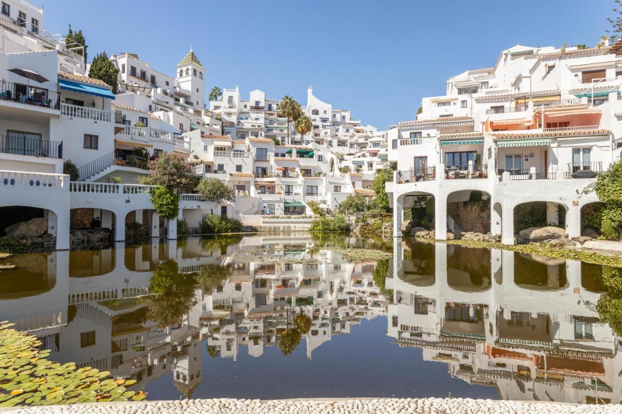 Capistrano Playa Apartment Nerja Exterior foto