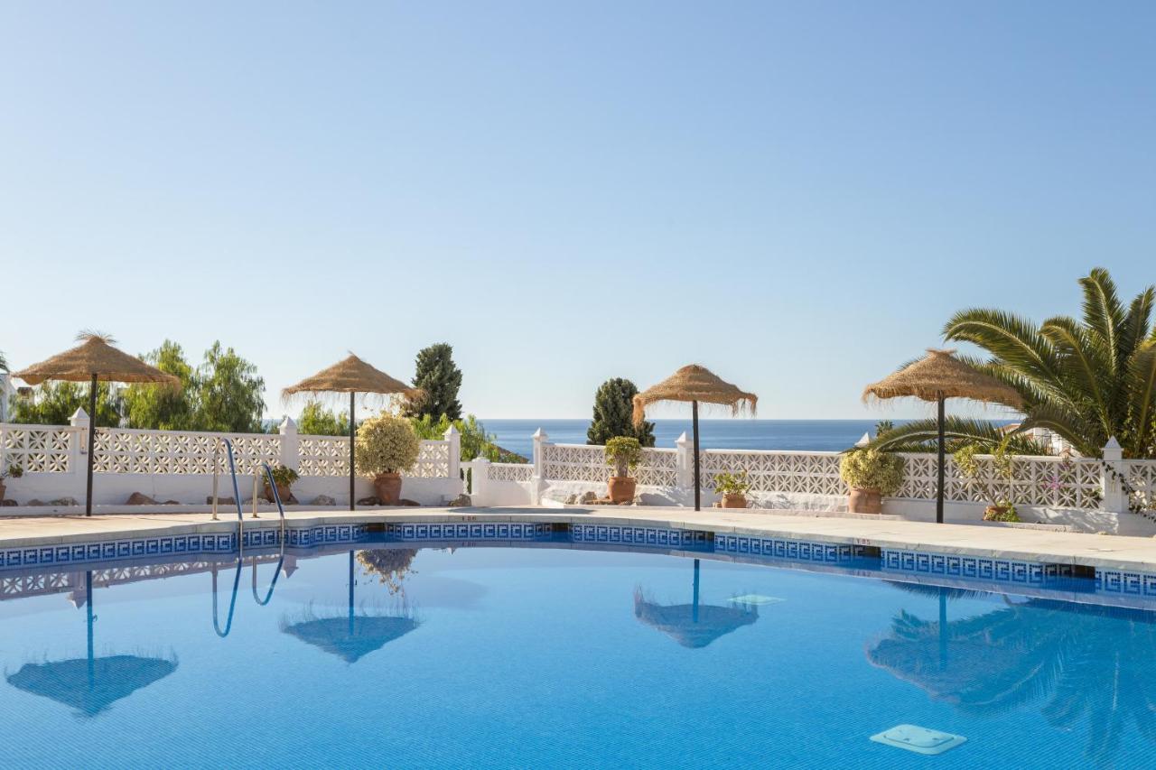 Capistrano Playa Apartment Nerja Exterior foto